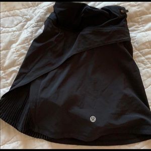 Lululemon black skort